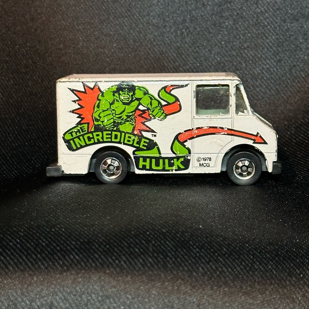 1976 Hot Wheels Scene Machines The Incredible Hulk Marvel Van collectible